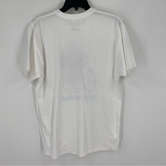 Hanes Men’s ‘Long Island’ and Beer Can printed Crew Neck Short Sleeve Shirt L - Picture 3 of 3